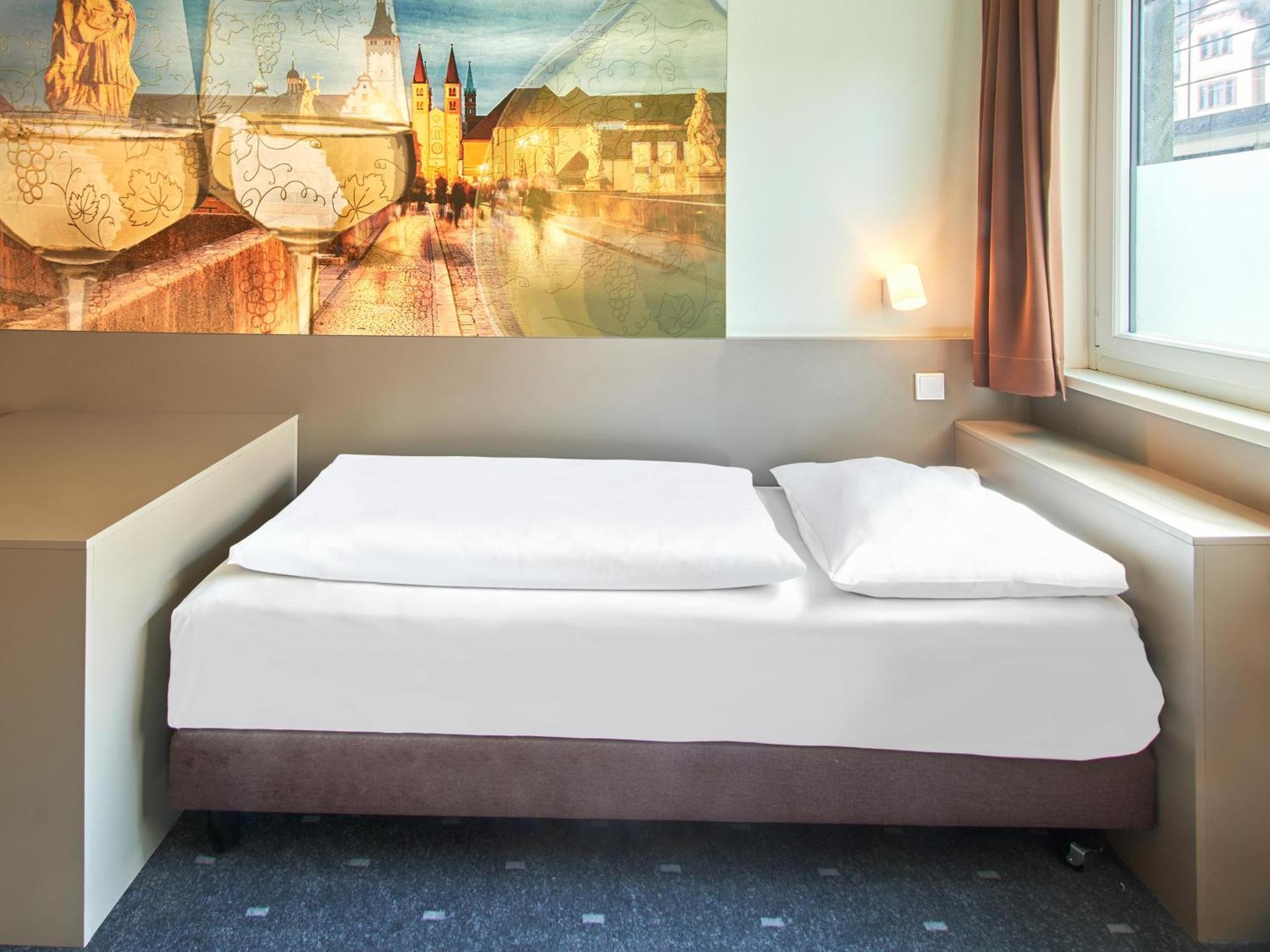 B&B Hotel Wuerzburg-City Extérieur photo